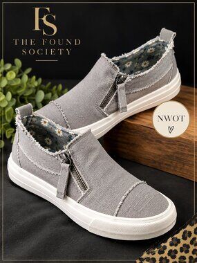 Gypsy Jazz Zippy Gray Canvas Zip Slip On Sneakers NWOT 9